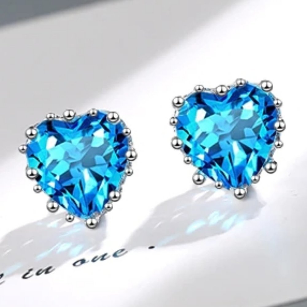 *NEW 925 Sterling Silver Diamond Heart Earrings - Picture 1 of 10